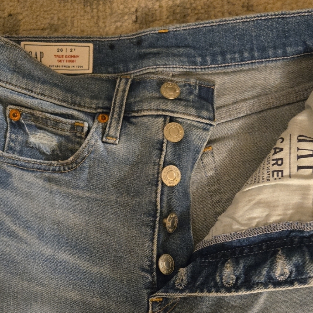 GAP Light Blue Button-Fly Jeans - Picture 2 of 5